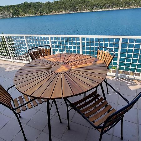 Villa Riva Omišalj Екстериор снимка
