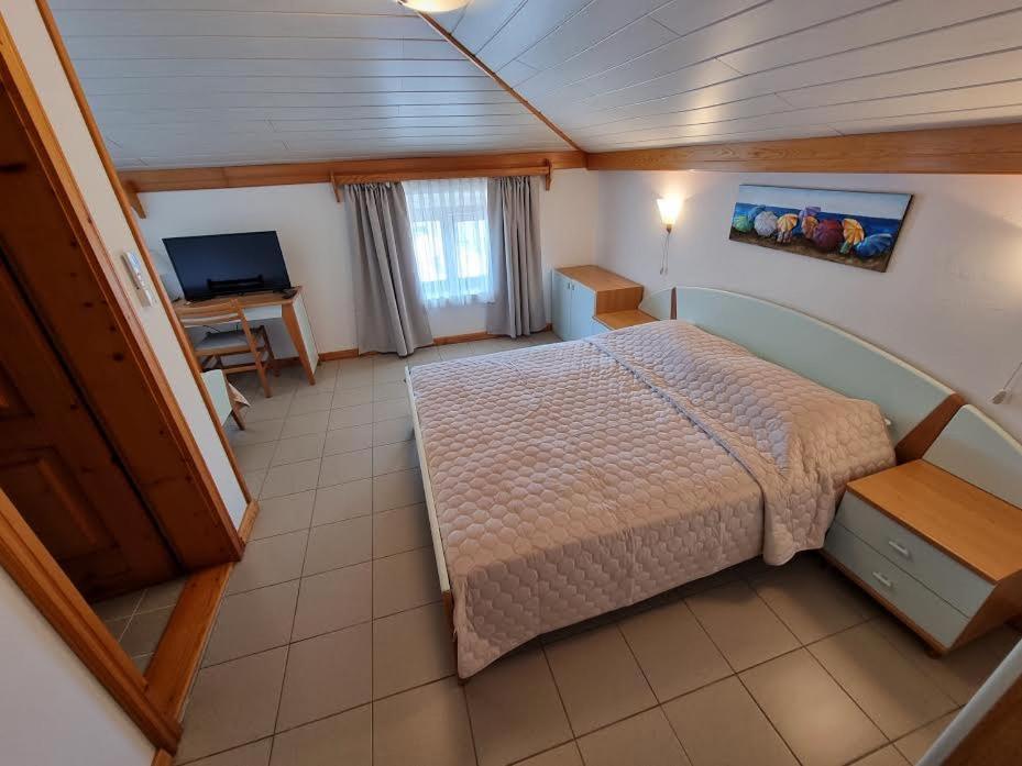 Villa Riva Omišalj Екстериор снимка