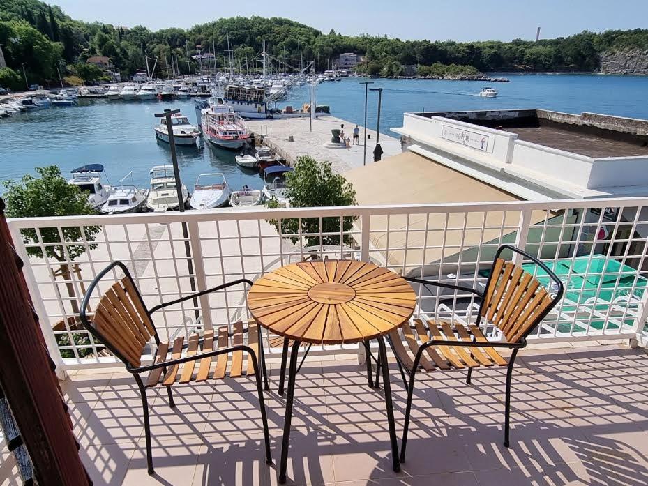 Villa Riva Omišalj Екстериор снимка